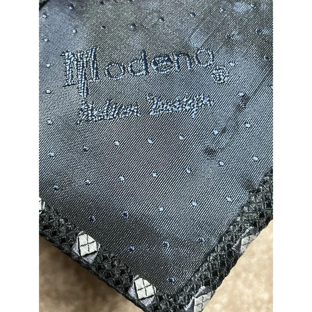 Modena modeno tie